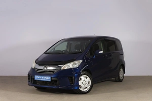 Минивэн Honda Freed 2014 года, 1299000 рублей, Новосибирск