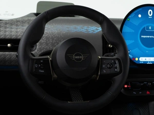Хетчбэк MINI Cooper S 2024 года, 5095055 рублей, Москва
