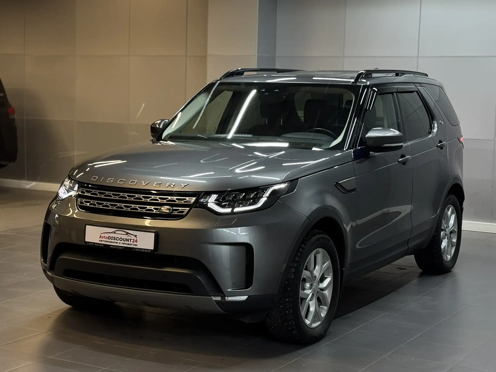 Внедорожник Land Rover Discovery 2017 года, 3647000 рублей, Красноярск