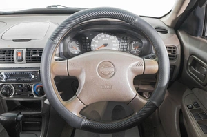 Седан Nissan Sunny 2001 года, 299000 рублей, Барнаул