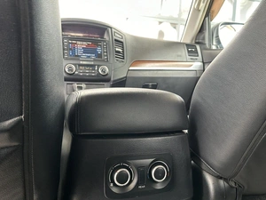 Внедорожник Mitsubishi Pajero 2007 года, 1599000 рублей, Уфа