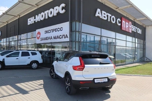 Внедорожник Volvo XC40 2019 года, 3150000 рублей, Мирное