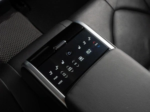 Седан Toyota Camry 2018 года, 2749000 рублей, Тюмень