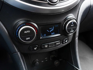 Седан Hyundai Solaris 2015 года, 1299000 рублей, Саратов