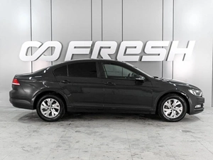 Седан Volkswagen Passat 2016 года, 1719000 рублей, Аксай