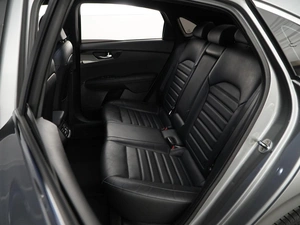 Седан Kia Cerato 2021 года, 2421444 рублей, Москва