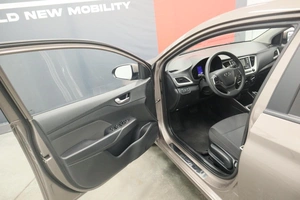 Седан Hyundai Solaris 2021 года, 1700000 рублей, Курск