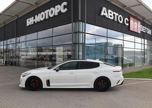 Лифтбек Kia Stinger 2018 года, 3700000 рублей, Мирное
