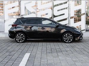 Хетчбэк Toyota Auris 2015 года, 1215000 рублей, Ставрополь