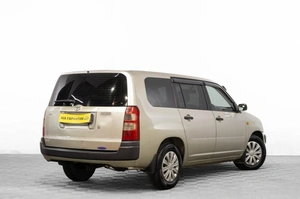 Универсал Toyota Succeed 2002 года, 499000 рублей, Барнаул