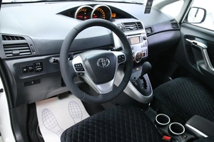 Минивэн Toyota Verso 2010 года, 1158000 рублей, Солонцы