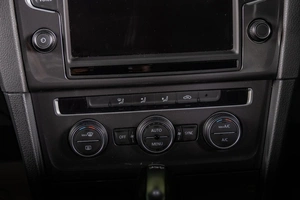 Универсал Volkswagen Golf 2016 года, 1889000 рублей, Томск