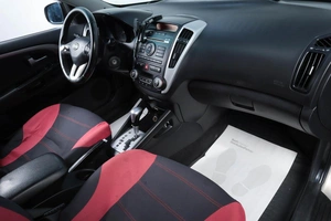 Универсал Kia Ceed 2012 года, 949000 рублей, Челябинск