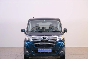 Минивэн Toyota Roomy 2017 года, 999000 рублей, Омск