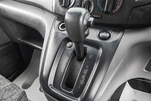 Минивэн Nissan NV200 2011 года, 1039000 рублей, Барнаул