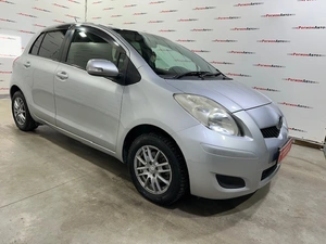 Хетчбэк Toyota Vitz 2009 года, 595000 рублей, Красноярск