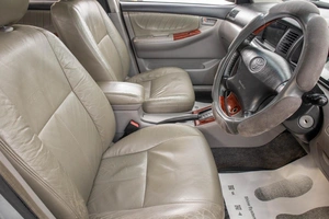 Седан Toyota Corolla 2002 года, 499000 рублей, Барнаул