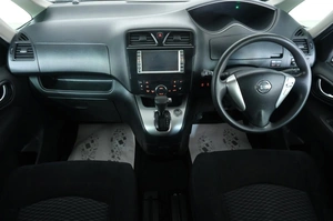 Минивэн Nissan Serena 2011 года, 1129000 рублей, Омск