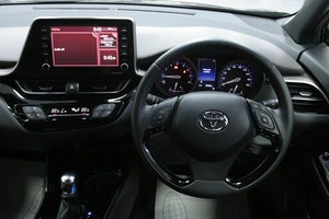 Внедорожник Toyota C-HR 2020 года, 2133000 рублей, Солонцы