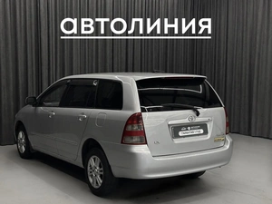 Универсал Toyota Corolla Fielder 2002 года, 550000 рублей, Красноярск