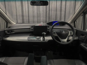 Минивэн Honda Freed 2012 года, 1019000 рублей, Красноярск