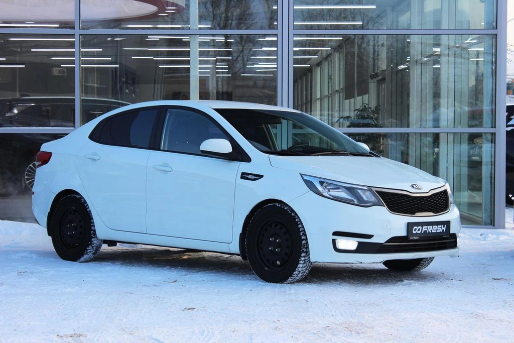 Седан Kia Rio 2015 года, 980000 рублей, Ярославль