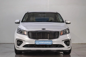 Минивэн Kia Carnival 2019 года, 2899000 рублей, Челябинск