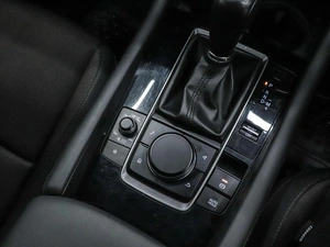 Хетчбэк Mazda 3 2019 года, 1770000 рублей, Красноярск