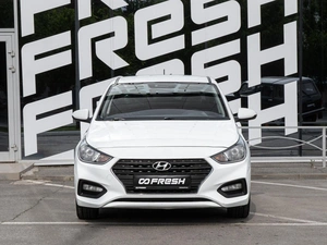 Седан Hyundai Solaris 2017 года, 1099000 рублей, Волгоград