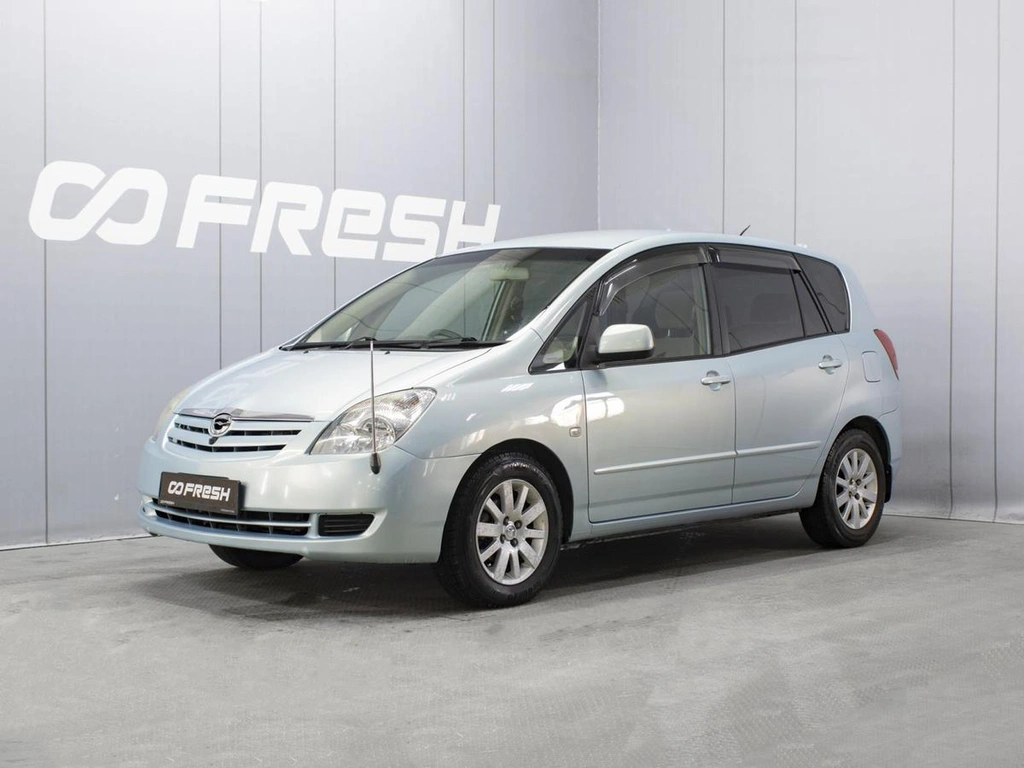 Минивэн Toyota Corolla Spacio 2003 года, 620000 рублей, Омск