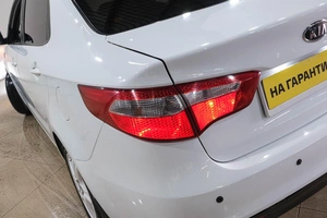 Седан Kia Rio 2011 года, 799000 рублей, Новокузнецк