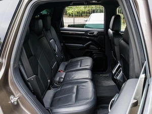 Внедорожник Porsche Cayenne 2012 года, 2099000 рублей, Большой Сочи
