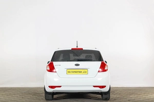 Хетчбэк Kia Ceed 2011 года, 999000 рублей, Тюмень
