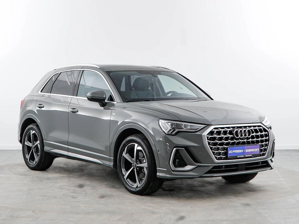 Внедорожник Audi Q3 2024 года, 4249999 рублей, Москва