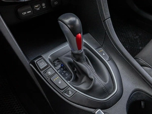 Хетчбэк Hyundai Veloster 2019 года, 2250000 рублей, Краснодар