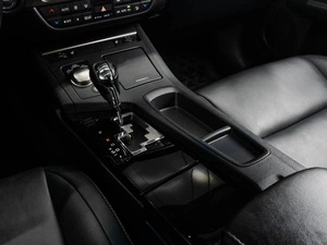 Седан Lexus ES 2013 года, 2230554 рублей, Тюмень