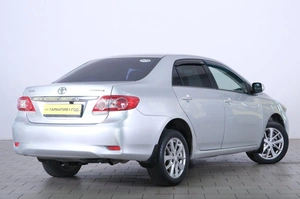 Седан Toyota Corolla 2011 года, 1119000 рублей, Омск