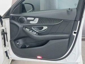 Седан Mercedes-benz C-класс 2019 года, 2399000 рублей, Барнаул