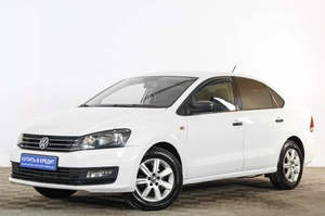 Седан Volkswagen Polo 2018 года, 1049000 рублей, Тюмень
