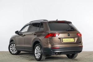 Внедорожник Volkswagen Tiguan 2018 года, 1959000 рублей, Тюмень