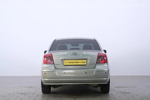 Седан Toyota Avensis 2008 года, 949000 рублей, Омск