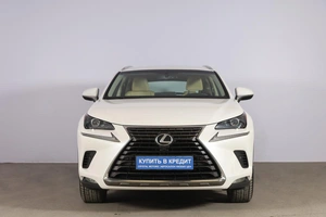 Внедорожник Lexus NX 2017 года, 3399000 рублей, Новосибирск