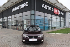 Седан Kia Cerato 2010 года, 780000 рублей, Мирное