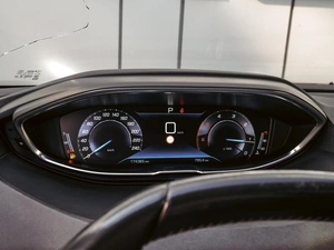 Внедорожник Peugeot 5008 2020 года, 2430000 рублей, Краснодар