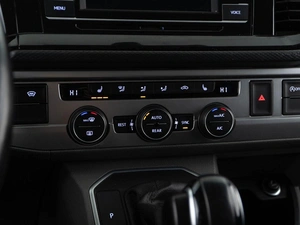 Минивэн Volkswagen Caravelle 2020 года, 4198999 рублей, Москва