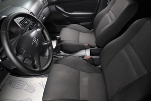 Седан Toyota Avensis 2008 года, 979000 рублей, Оренбург