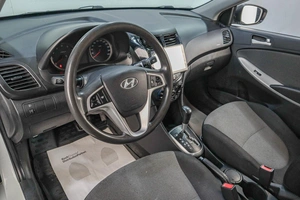 Седан Hyundai Solaris 2014 года, 849000 рублей, Челябинск