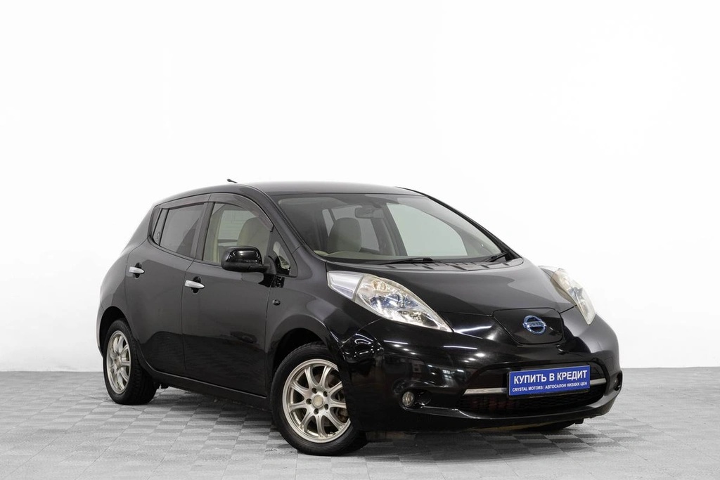 Хетчбэк Nissan Leaf 2011 года, 849000 рублей, Барнаул