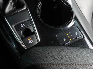 Седан Toyota Camry 2019 года, 2599000 рублей, Воронеж