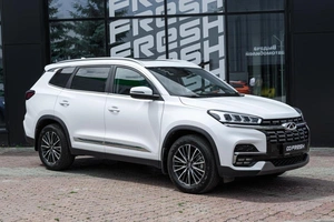 Внедорожник Chery Tiggo 8 2023 года, 2099000 рублей, Ульяновск